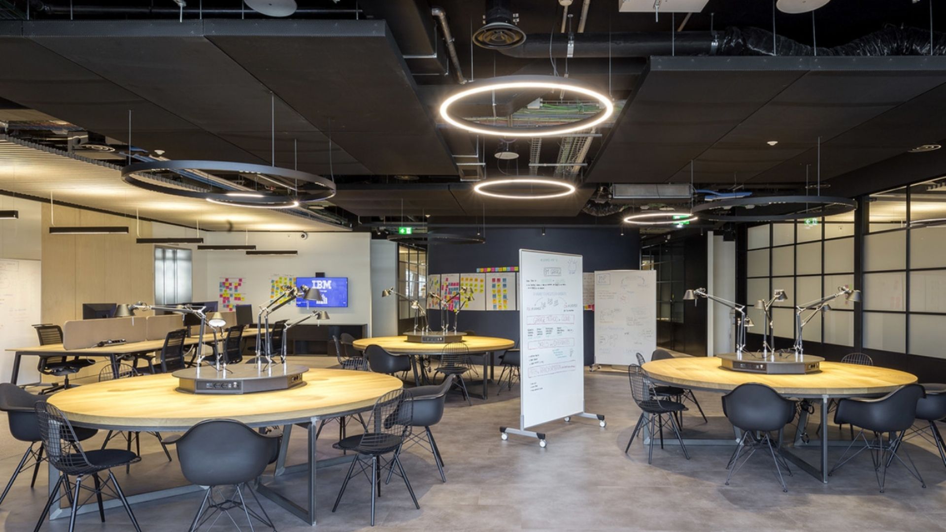 Office ring Commercial & Decorating lights LUNA MCFION Lighting